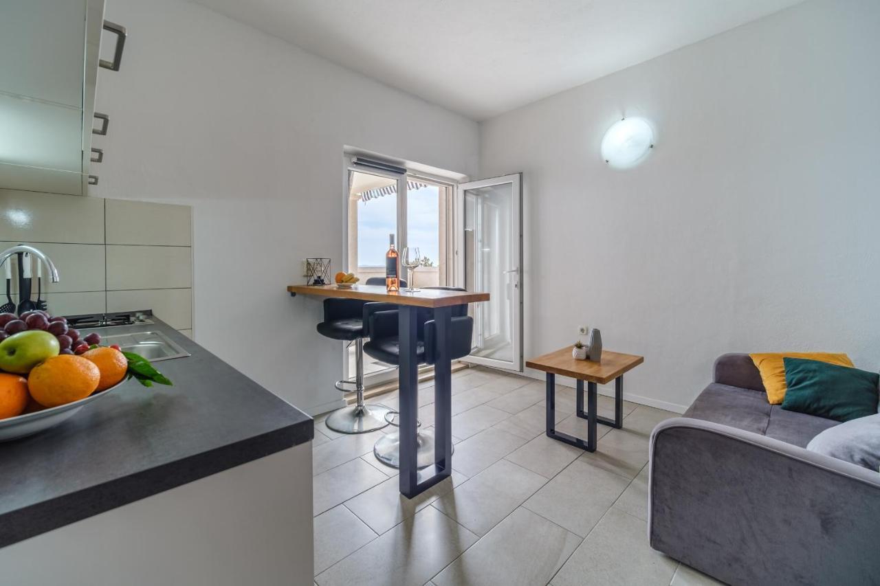 Rooms Plaza Divuje Murvica  Luaran gambar