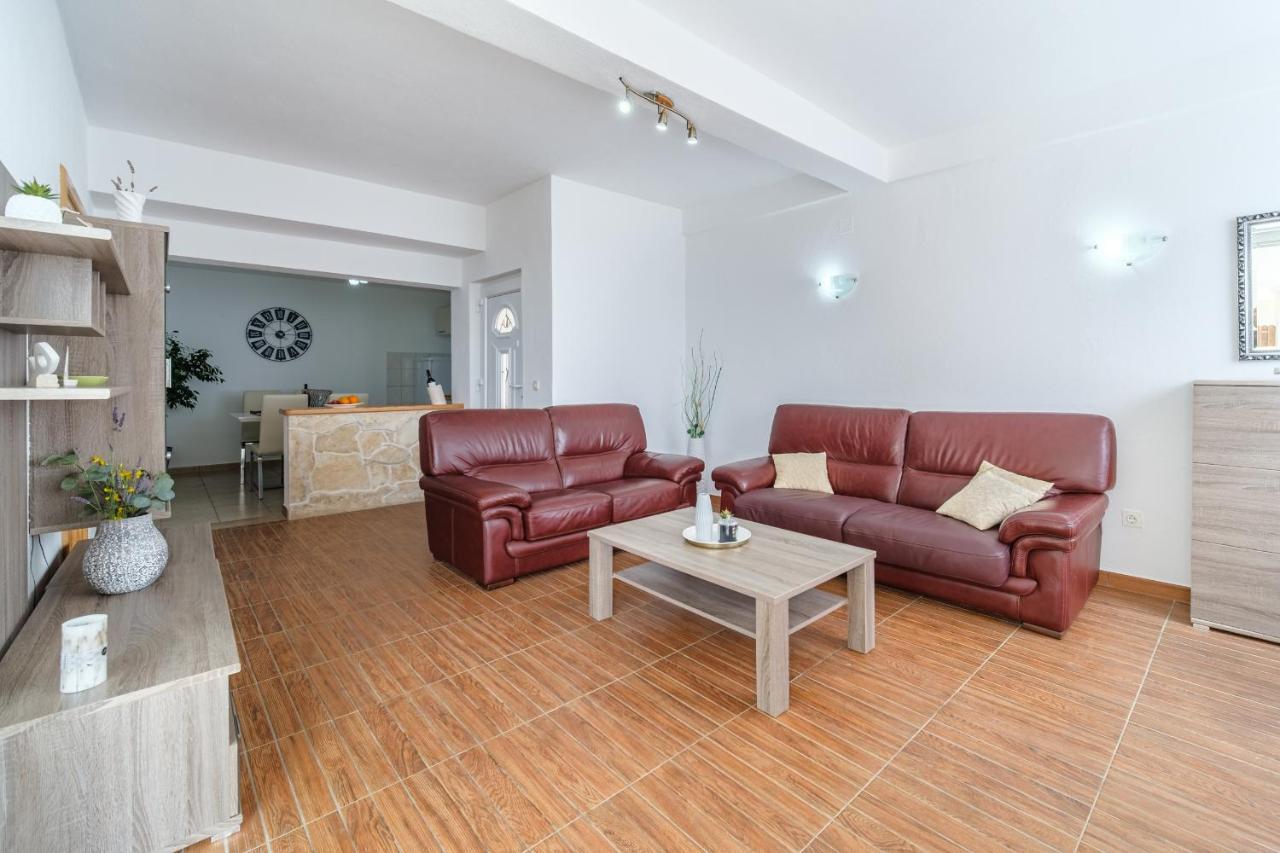 Rooms Plaza Divuje Murvica  Luaran gambar