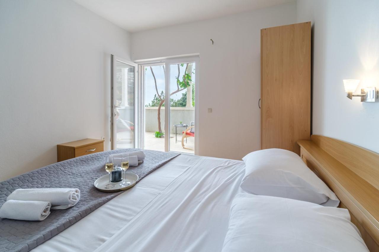Rooms Plaza Divuje Murvica  Luaran gambar