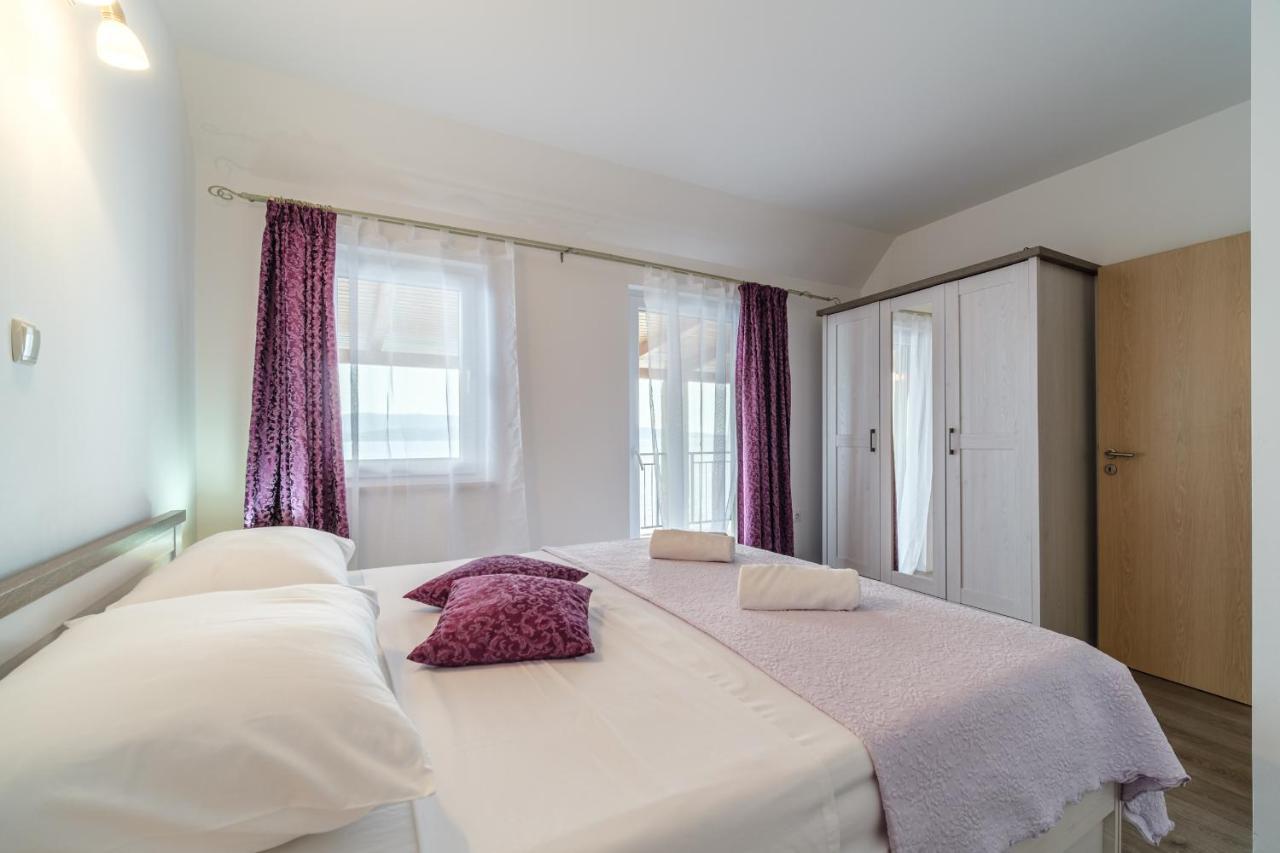 Rooms Plaza Divuje Murvica  Luaran gambar